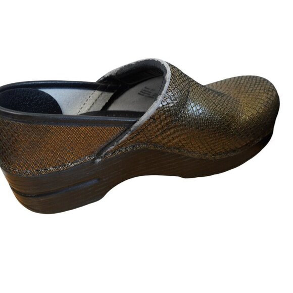Dansko Clogs Professional Slip-On Womens Size 37 EU 6.5-7 US Metallic Gold Snake - Picture 3 of 11